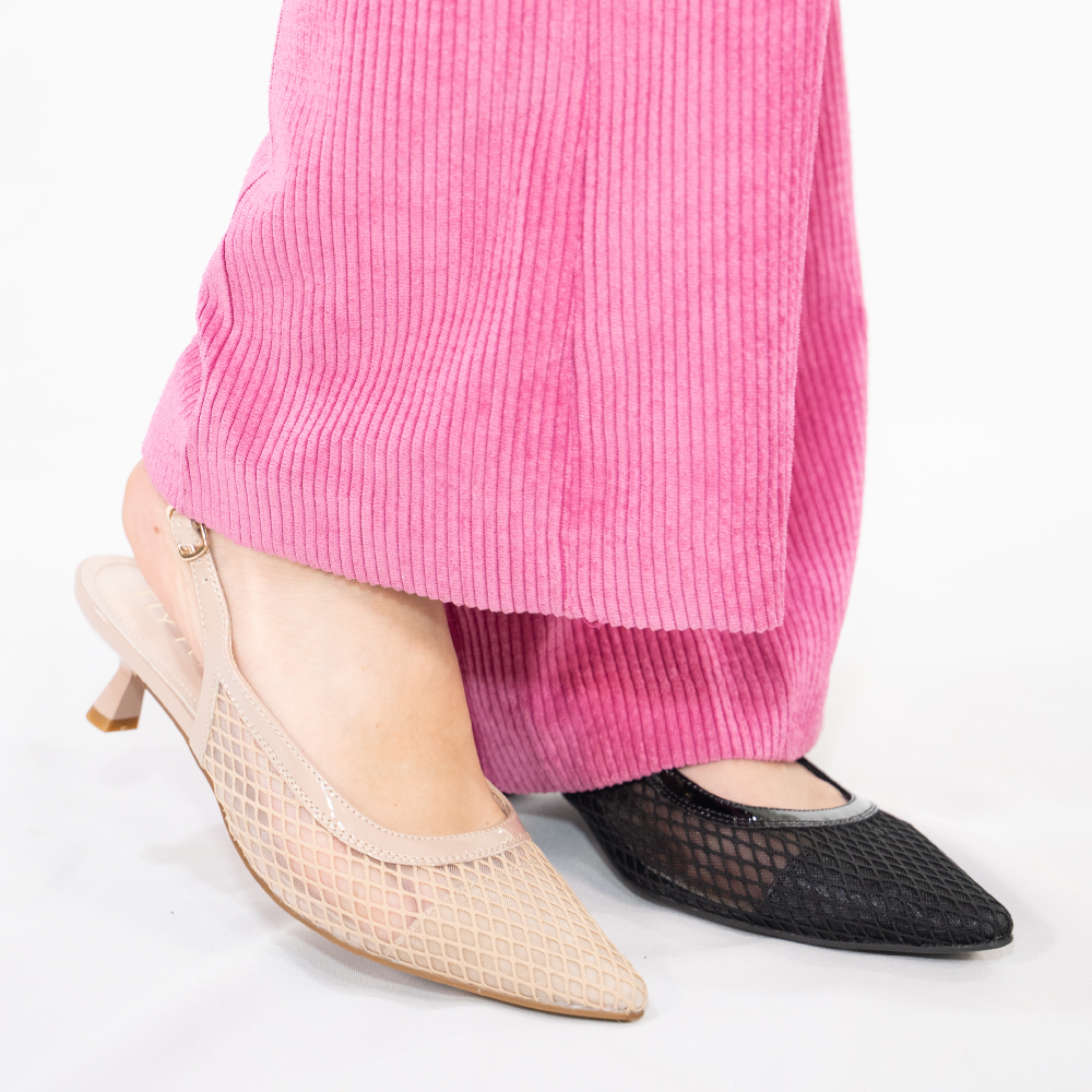 סנדל חרטום מחודד טקסטורת