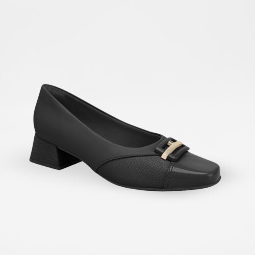 נעל סירה שילוב לייקרה ואבזם וגאן