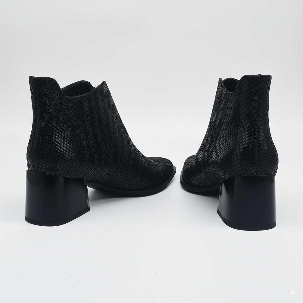 מגפון חרטום מחודד עקב קטן