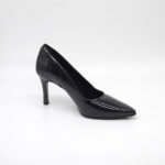 נעלי סירה עקב סטילטו