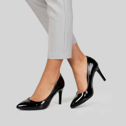 נעלי סירה עקב סטילטו