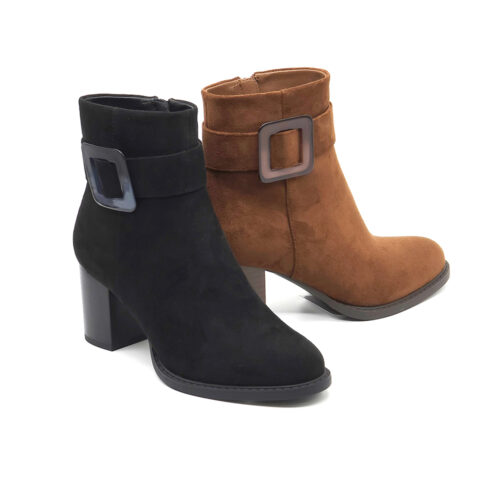 מגפון קלאסי בעיטור אבזם