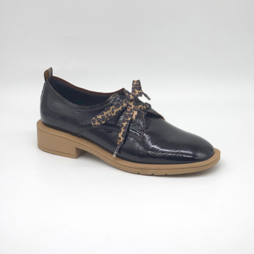 נעל שרוך סוליה צבעונית