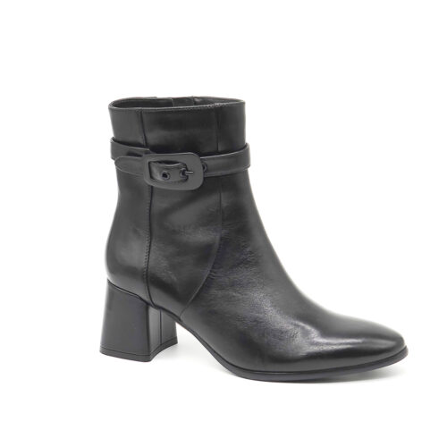 מגפון קלאסי בשילוב חגורה