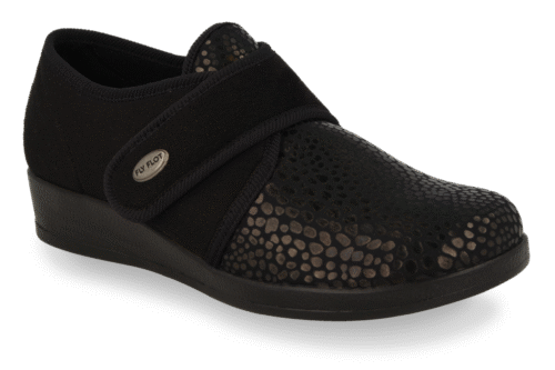 נעל סגורה לייקרה עם סקוצ'