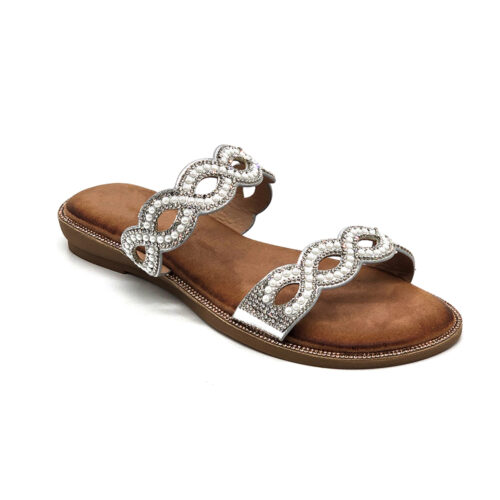 כפכף שטוח בעיטור אבנים פ.