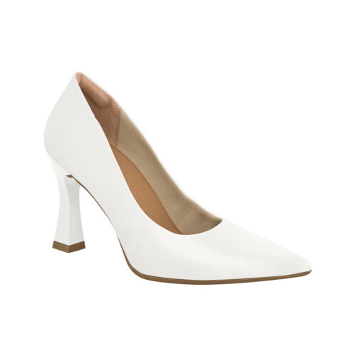 סירה אלגנטית עקב סטילטו