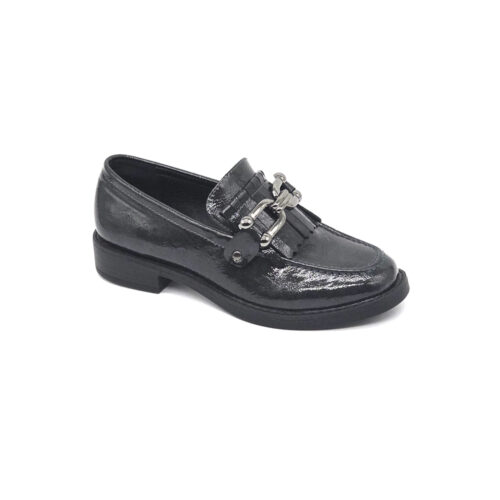 מוקסין בעיטור אבזם