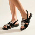 סנדל ספורטיבי שטוח סוליה