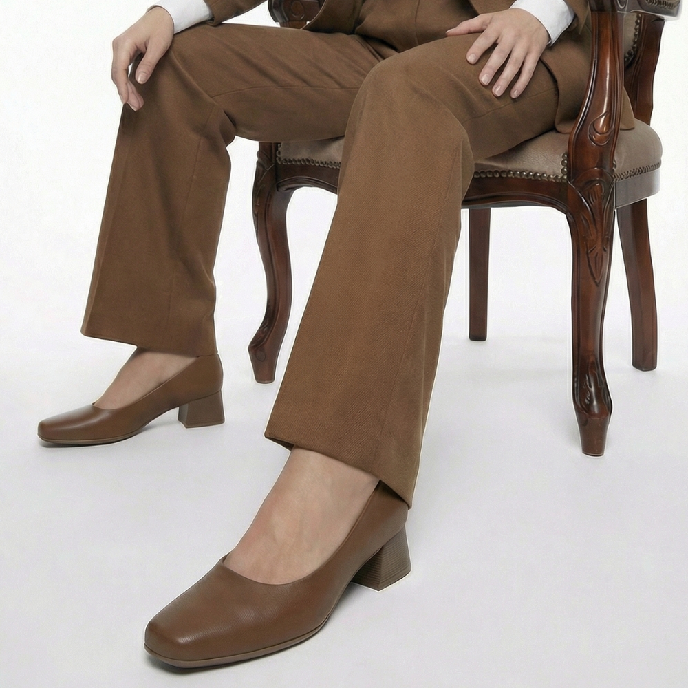 נעלי סירה חרטום מרובע עקב