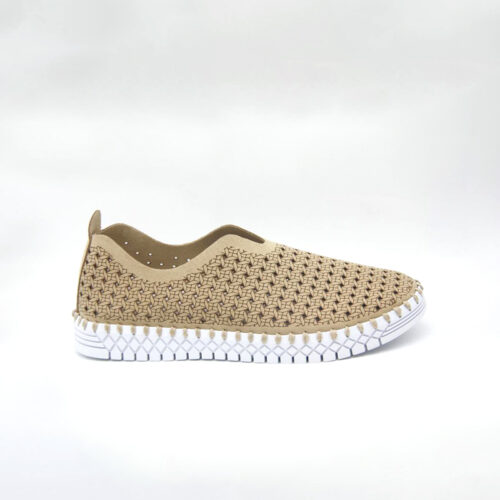 סניקרס סוליה גמישה גפה מא