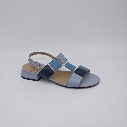 סנדל שטוח משולב צבעים