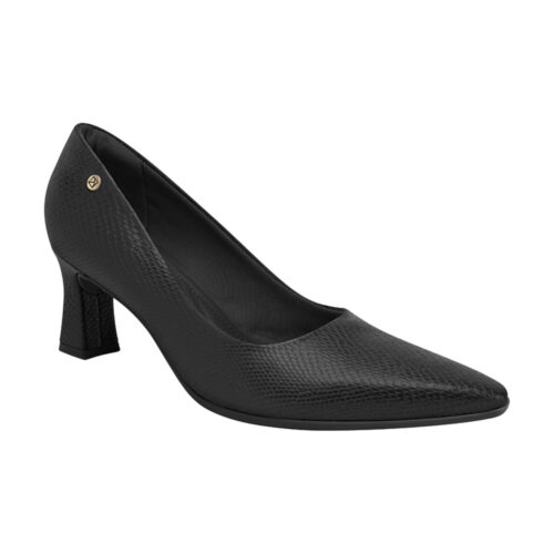 סירה אלגנטית עקב בינוני