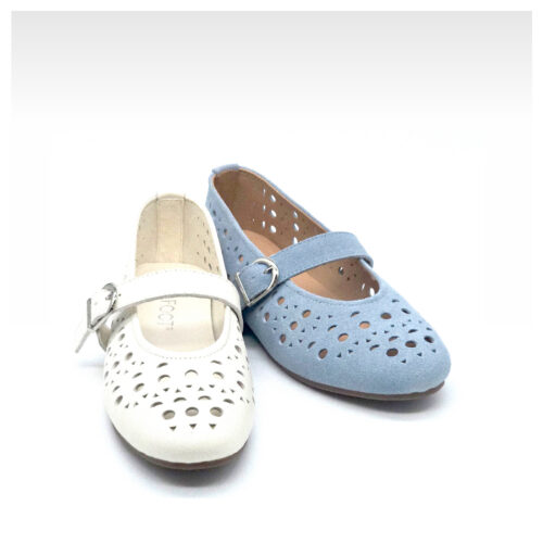 מוקסין שטוח מחורר עם אבזם